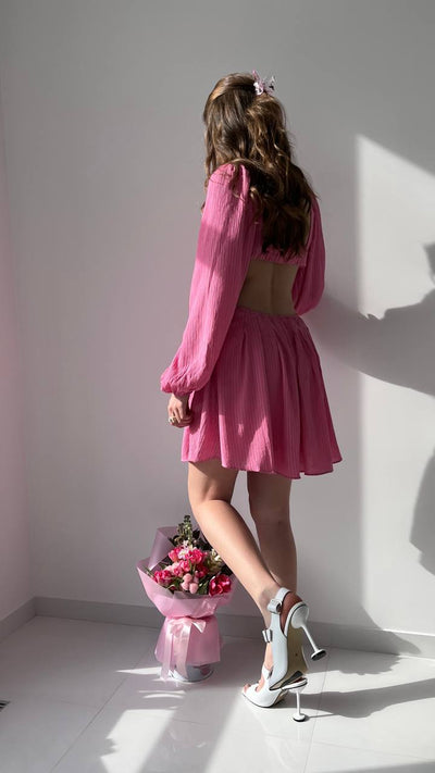 LuBlu Dress with an open back Pink