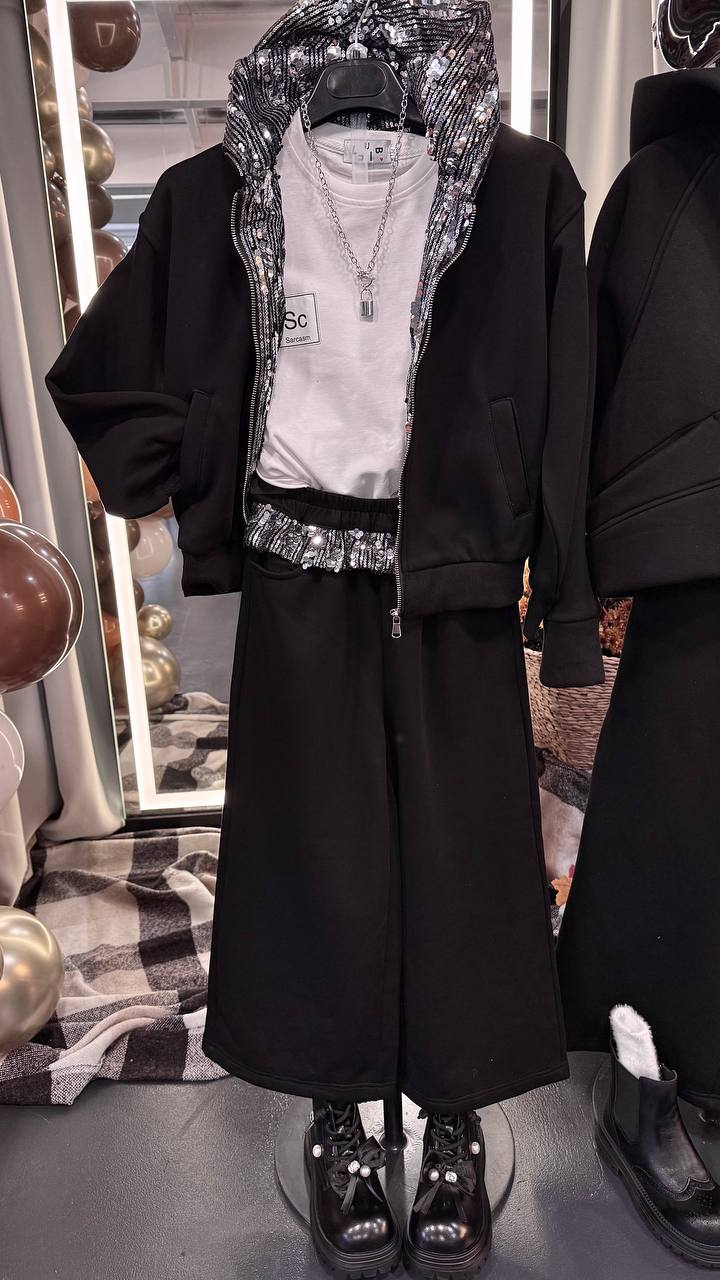 Kostüm mit Pailletten Schwarz