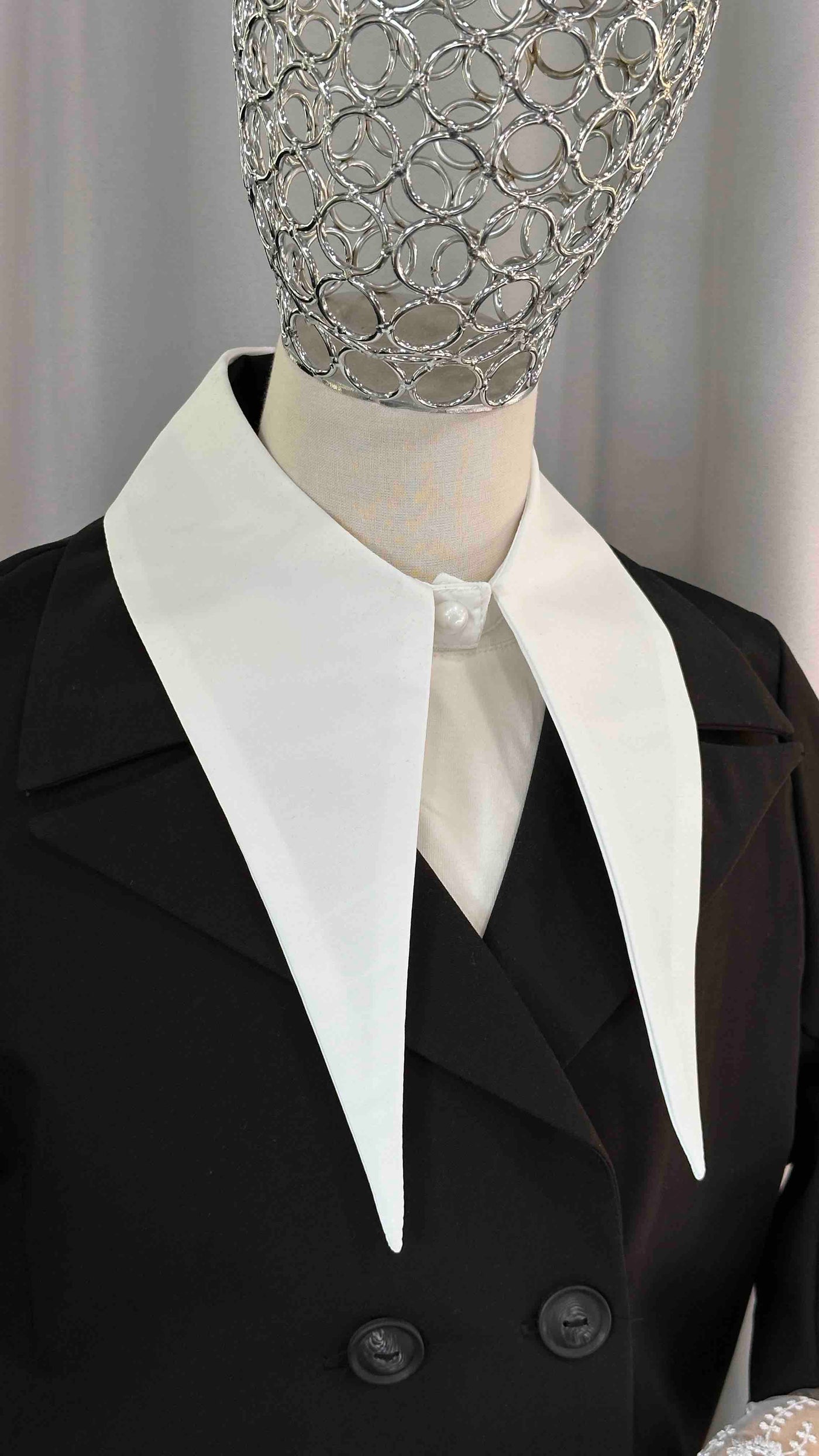 Classic collar White