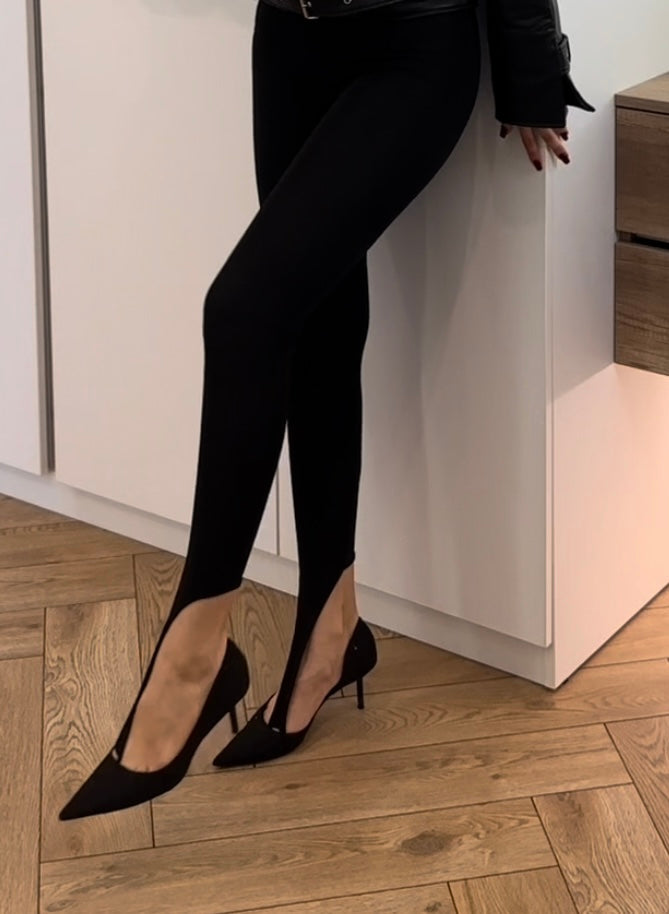 Black fingerless leggings