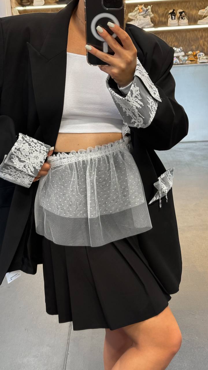 Lace belt skirt