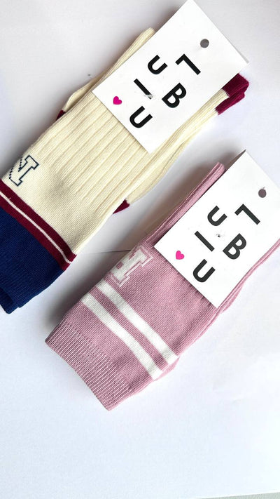 M knee socks