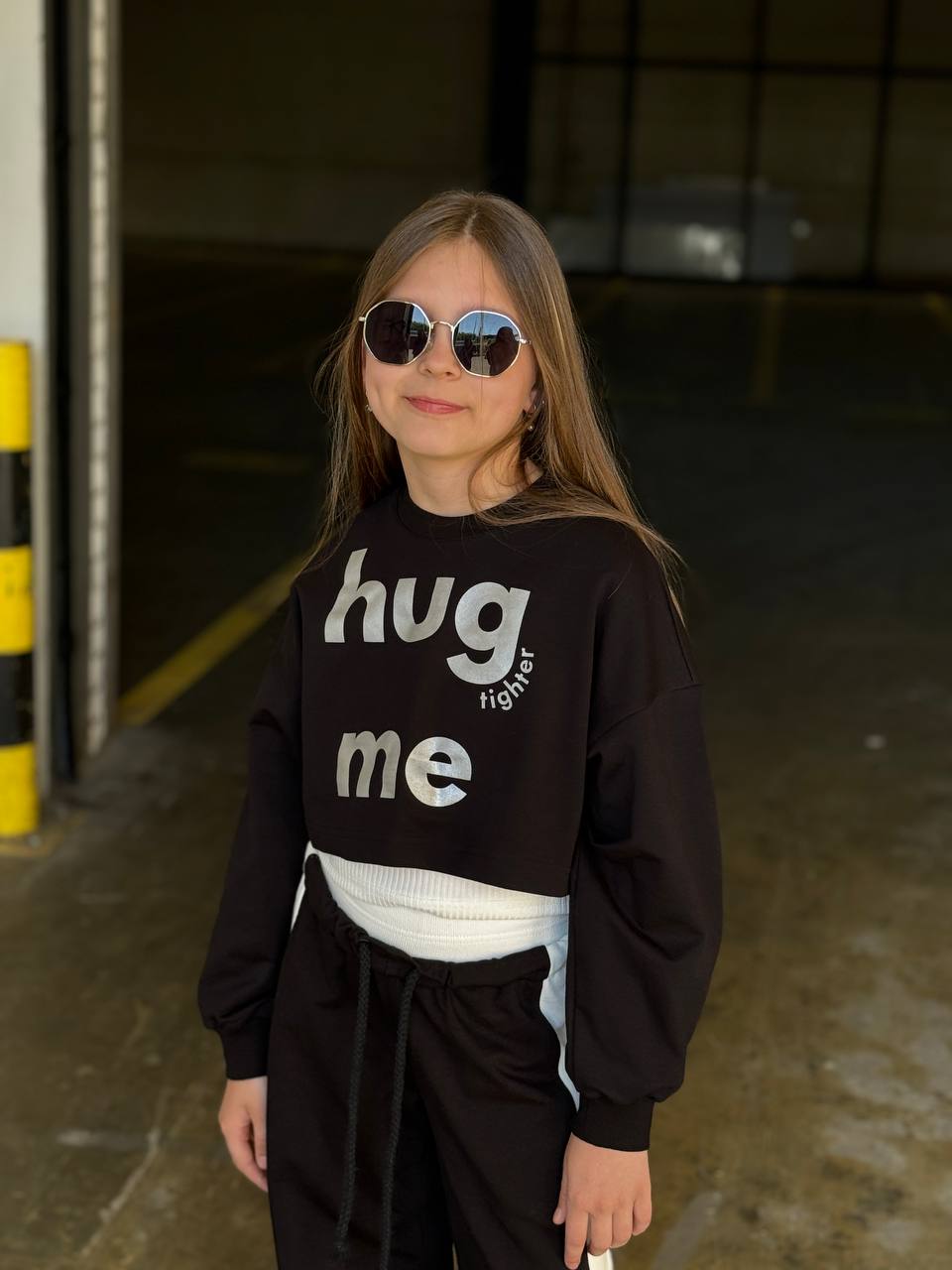 Lublu Sweatshirt Short "Hug Me" Black