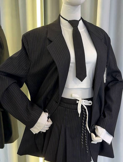 Tie Black