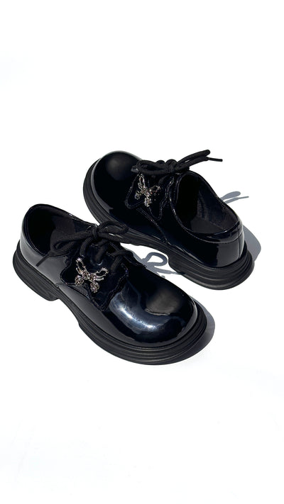 Flyla Black