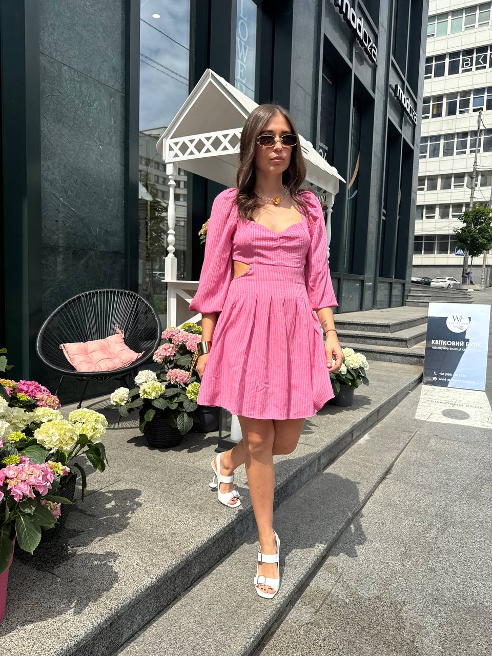 LuBlu Dress with open back Pink