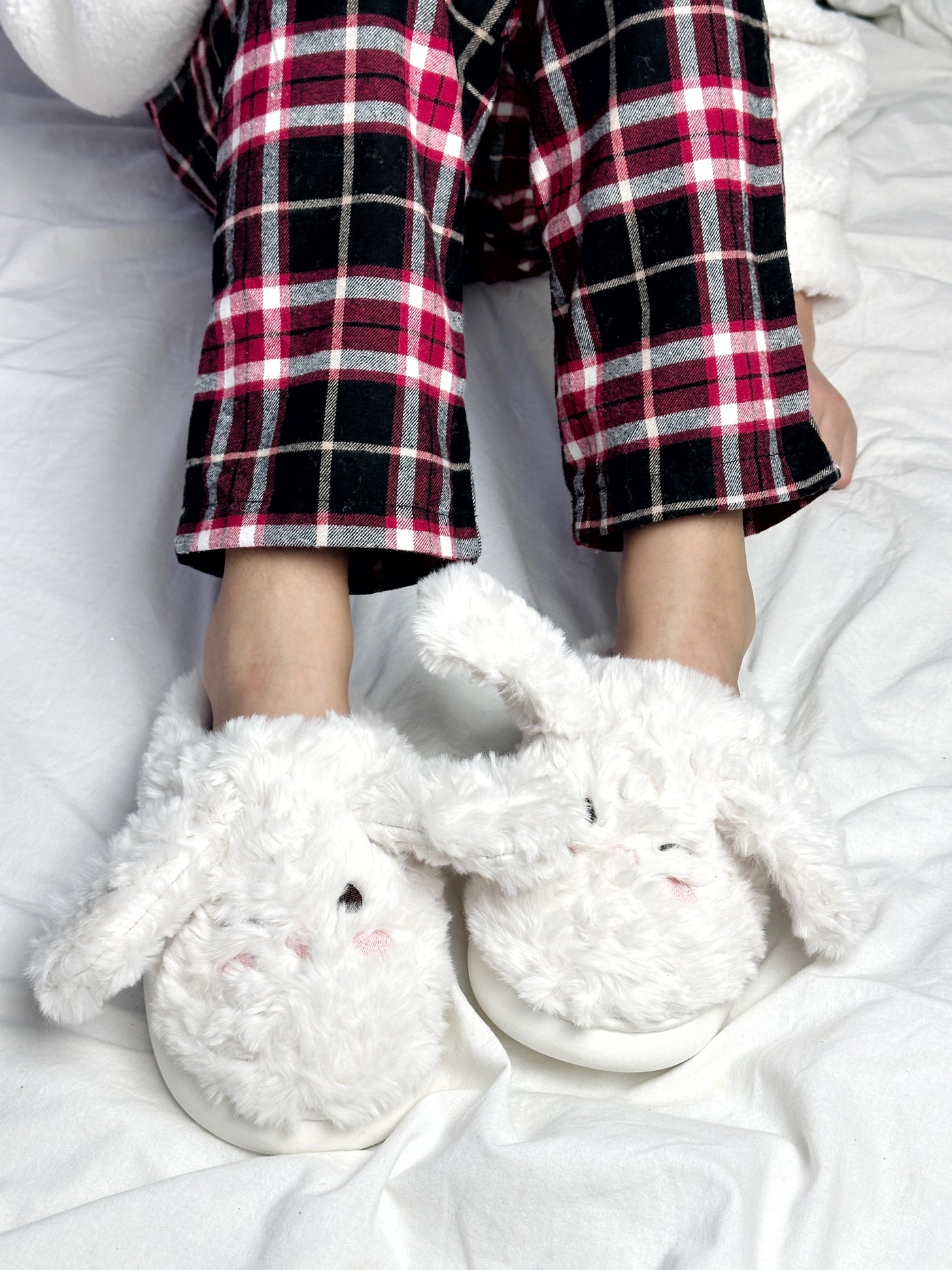 House slippers Rabbits White