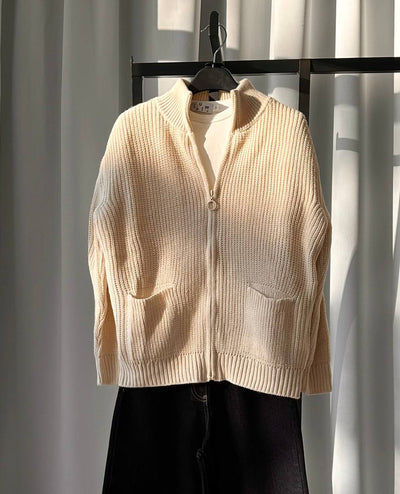 Maglione LuBlu con zip in beige