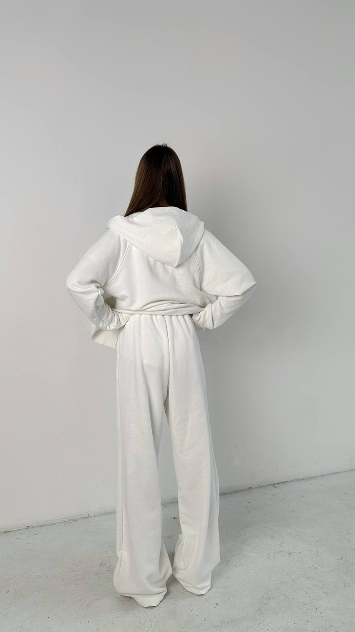 Classic suit S&C Milk