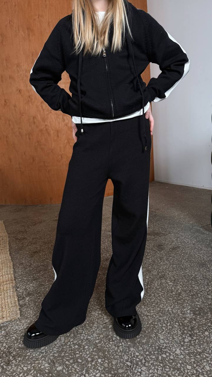 Костюм лампас Black